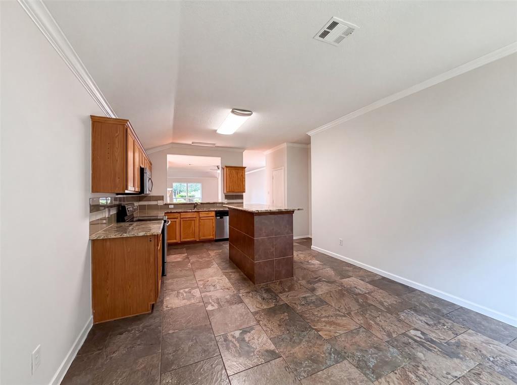 2324 Glenhaven Drive Property Photo 7