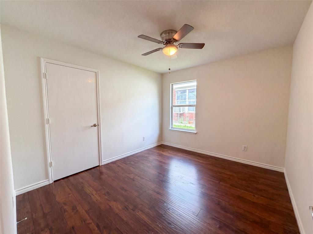 2324 Glenhaven Drive Property Photo 10