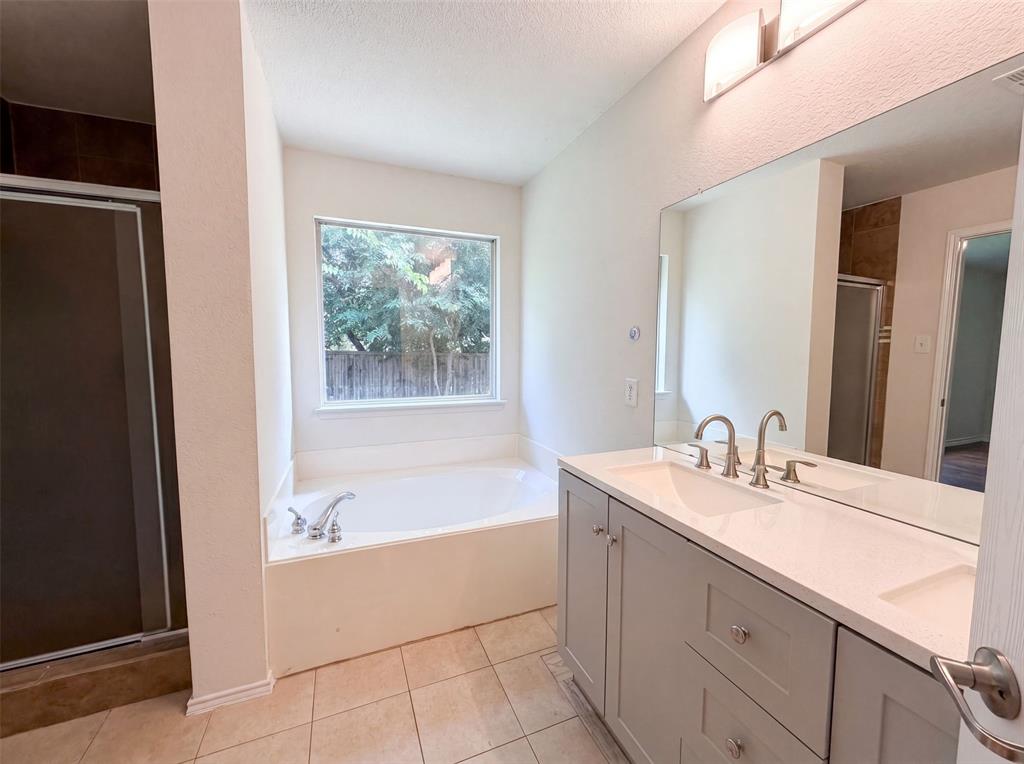 2324 Glenhaven Drive Property Photo 14