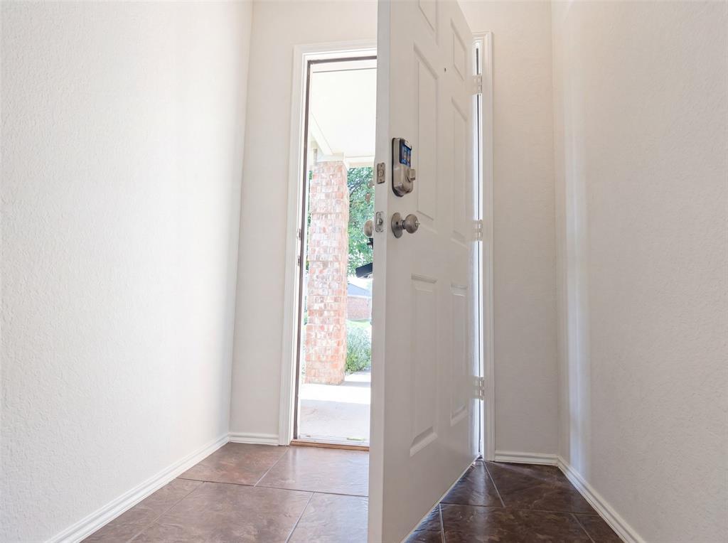 2324 Glenhaven Drive Property Photo 16