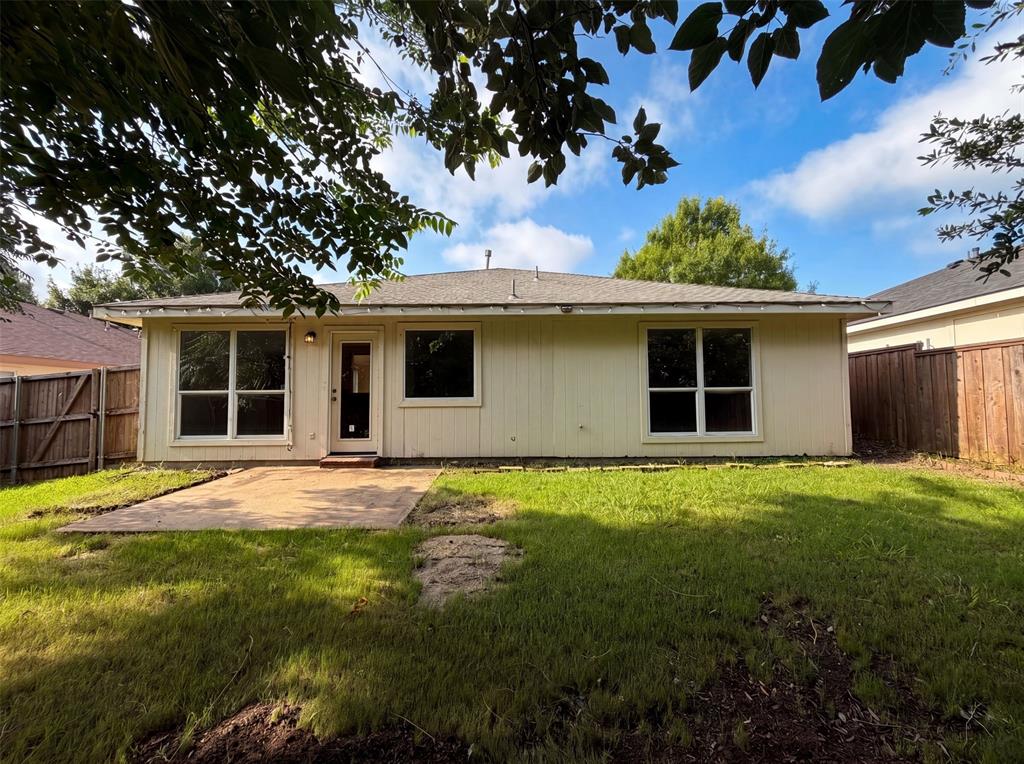 2324 Glenhaven Drive Property Photo 17
