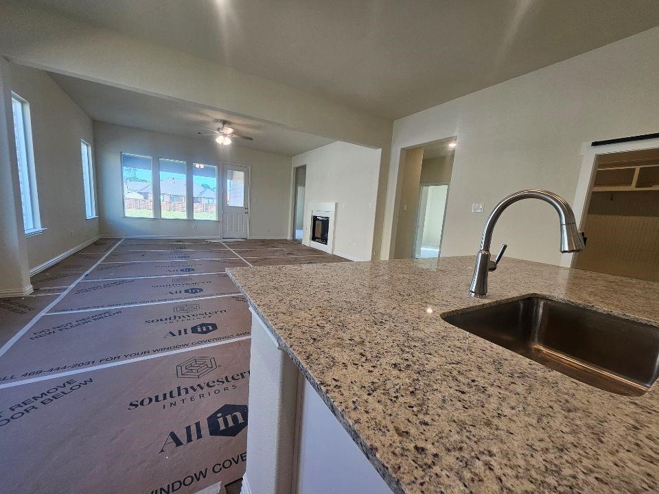 901 Silverleaf Drive Property Photo 6