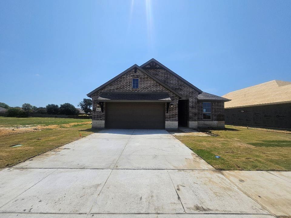 813 Silverleaf Drive Property Photo 1