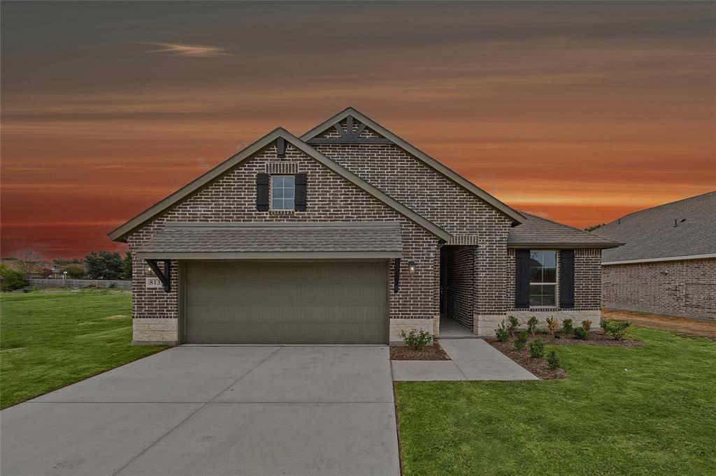 813 Silverleaf Drive Property Photo 1