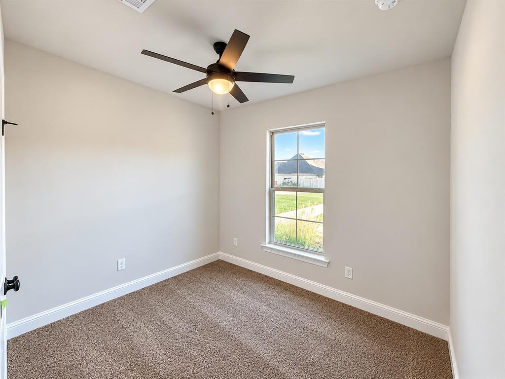 505 Lessie Drive Property Photo 13