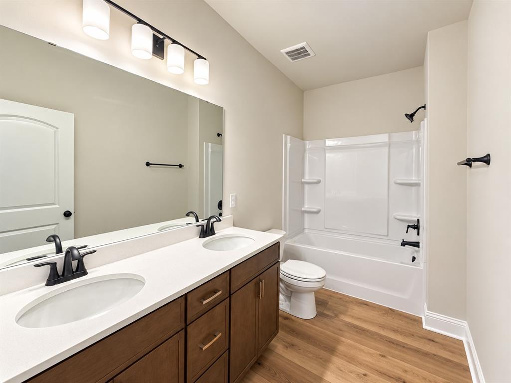 505 Lessie Drive Property Photo 14