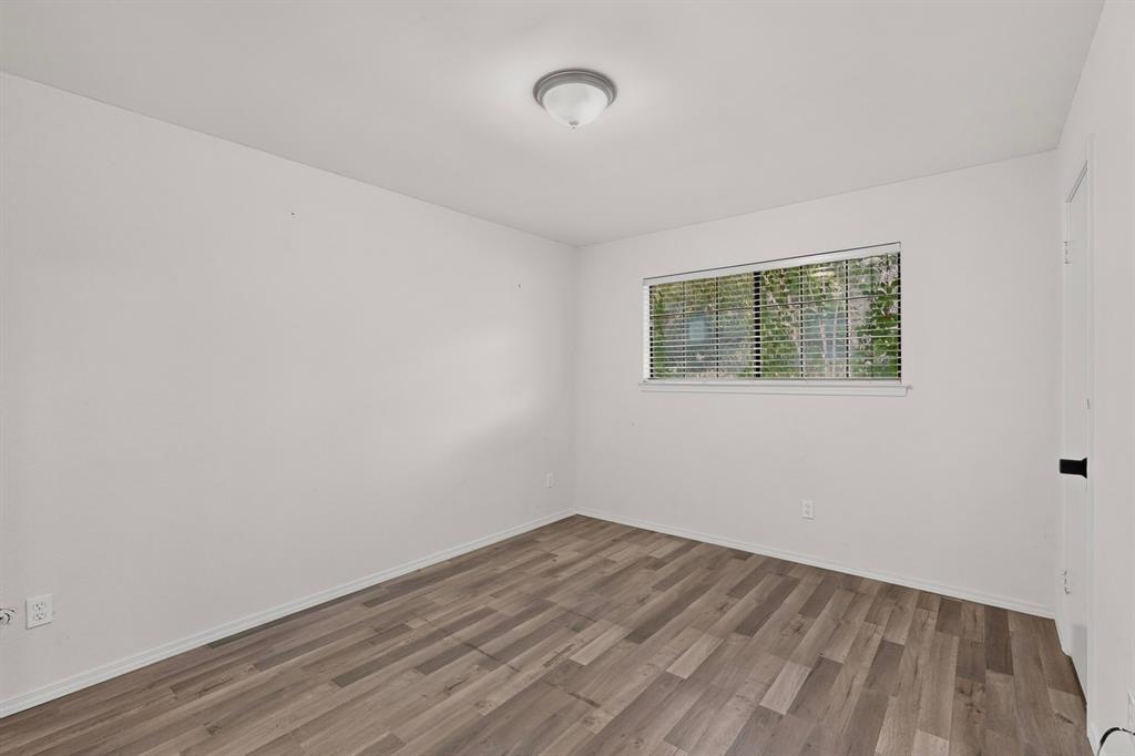 3900 N Shadycreek Drive Property Photo 33