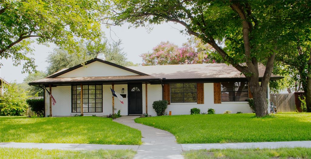 1011 Pacific Drive Property Photo 2