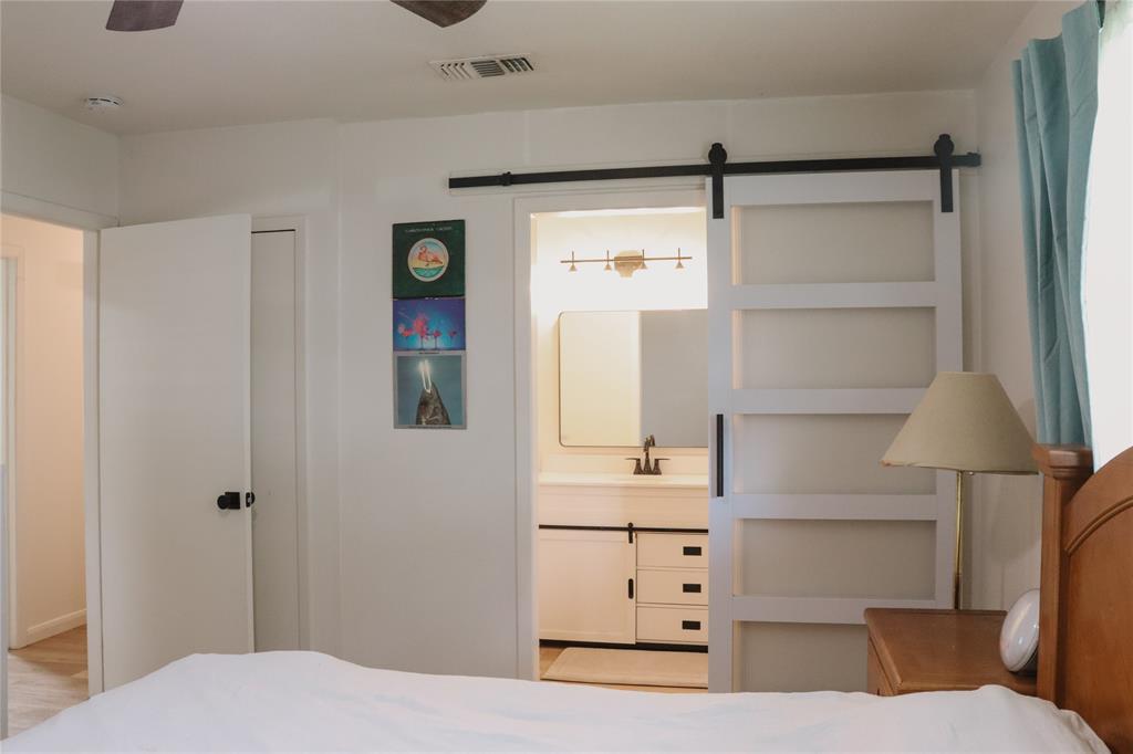 1011 Pacific Drive Property Photo 15