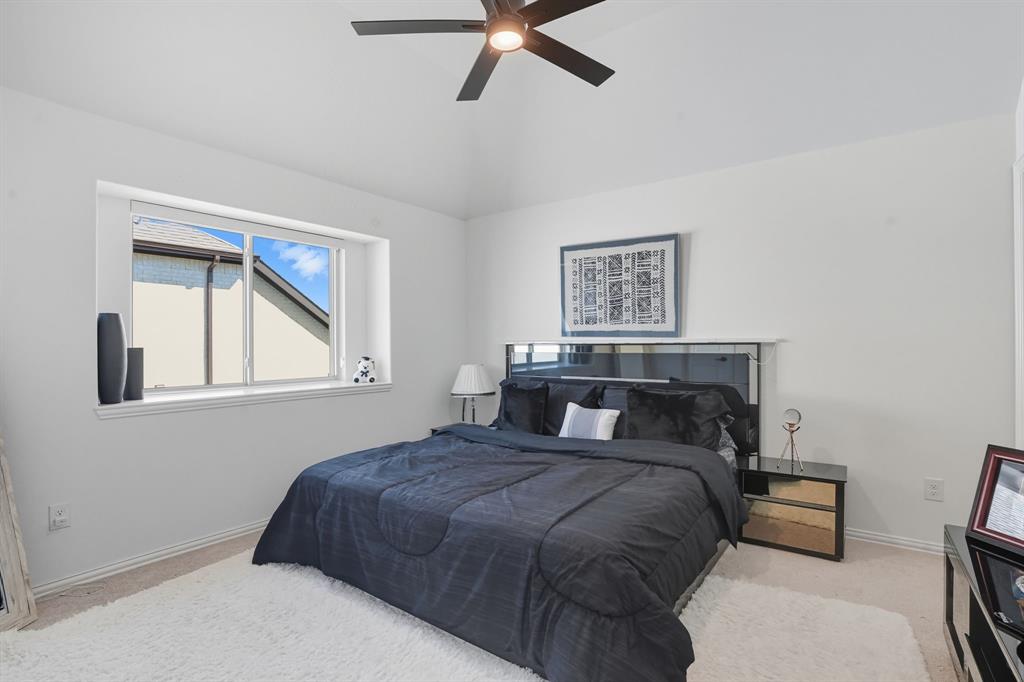 407 Sparrow Drive Property Photo 4