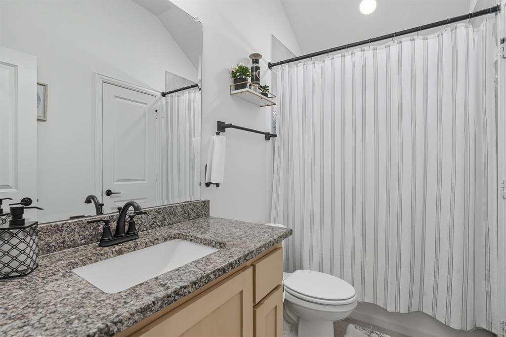 407 Sparrow Drive Property Photo 6