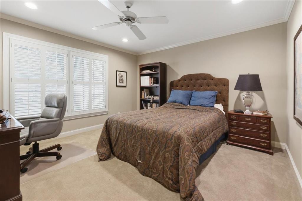 2209 Canterbury Drive Property Photo 26