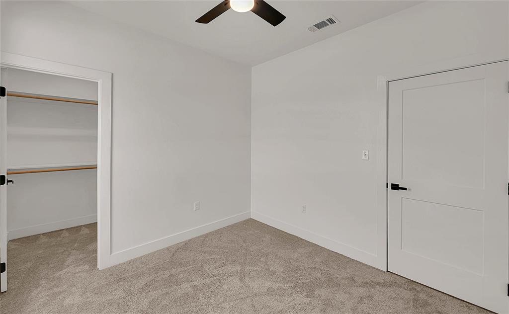806 S Avenue Q Property Photo 34