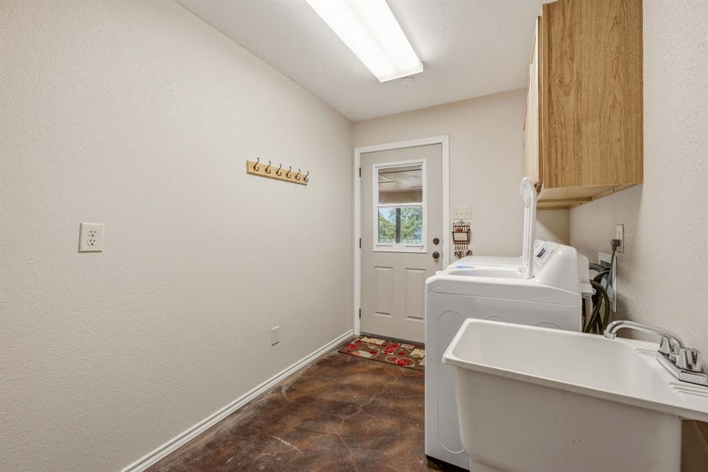 12697 Cr 126 Property Photo 12