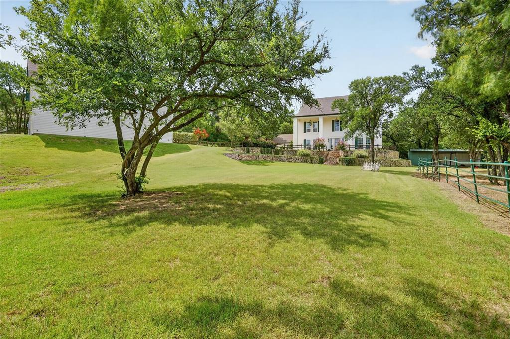 3438 Indian Trail Property Photo 3