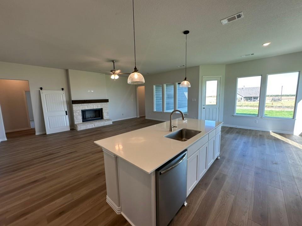 182 Sunny Side Road Property Photo 8