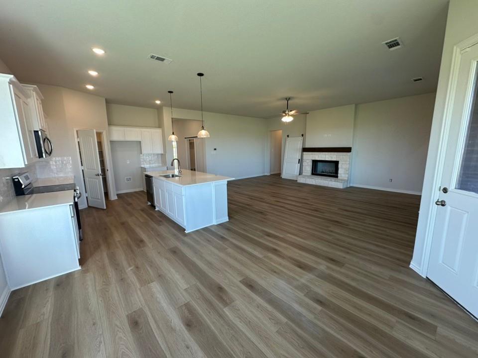 182 Sunny Side Road Property Photo 9