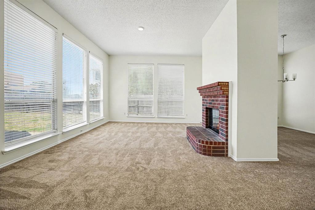 2514 Decoy Drive Property Photo 4