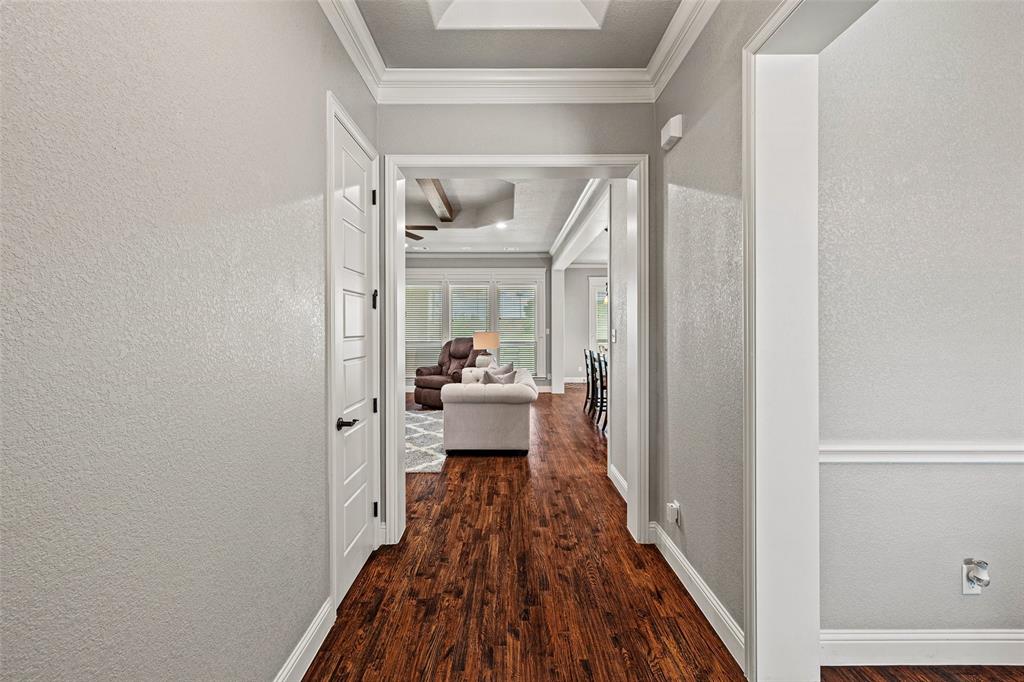104 Lagrange Court Property Photo 8