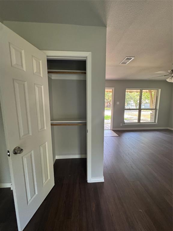 2817 Sequoia Lane Property Photo 4
