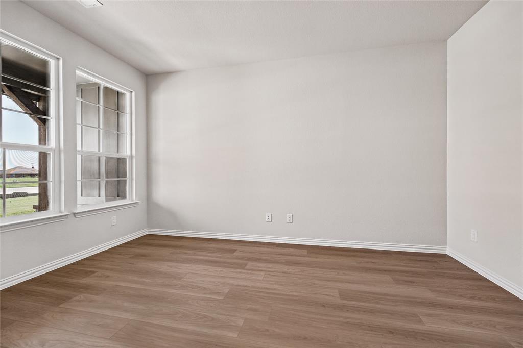 181 Sunny Side Road Property Photo 6