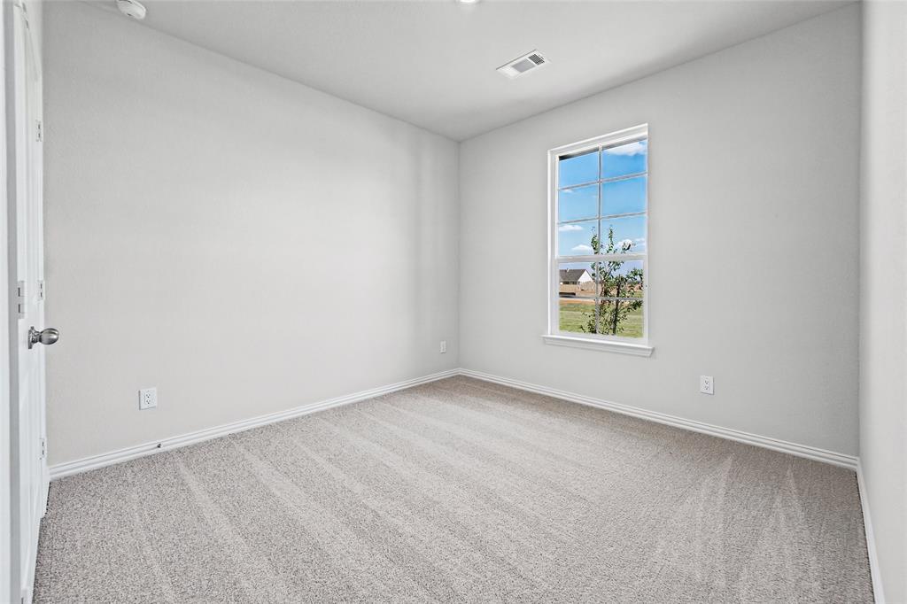 181 Sunny Side Road Property Photo 8