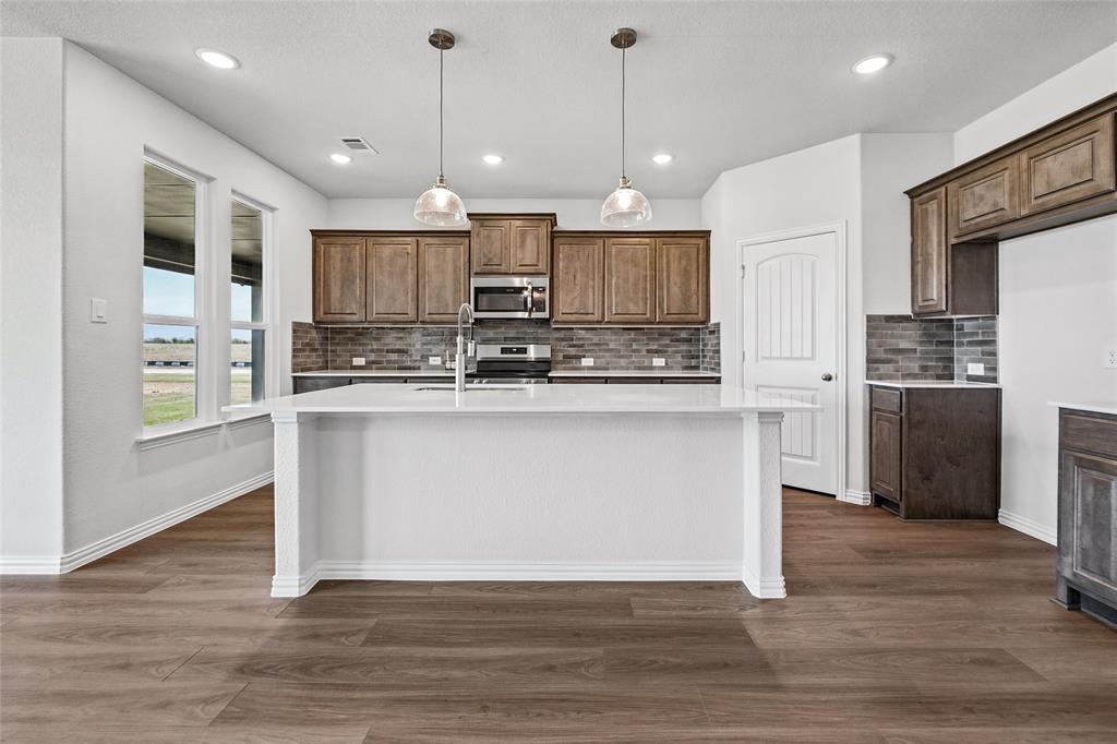 181 Sunny Side Road Property Photo 15