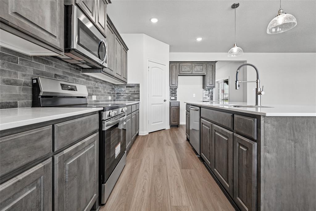 181 Sunny Side Road Property Photo 18