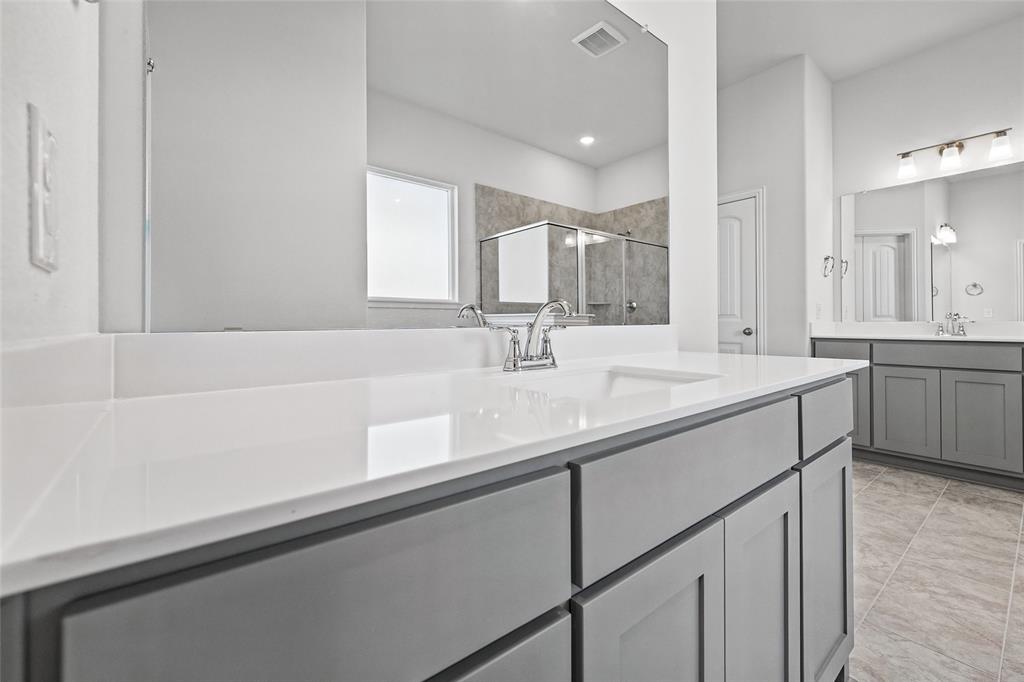 86 Sunny Side Road Property Photo 8