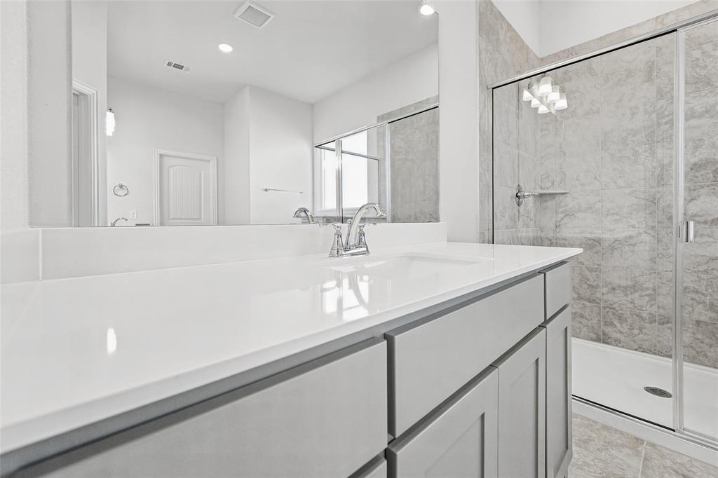 86 Sunny Side Road Property Photo 9