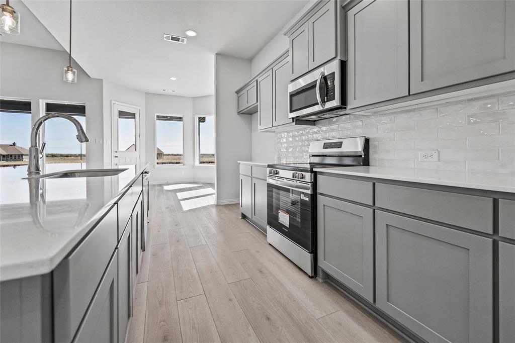 86 Sunny Side Road Property Photo 14
