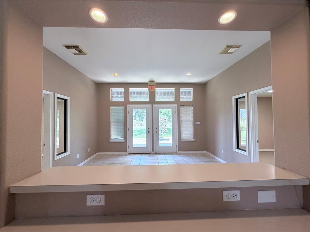 8111 S Us Highway 75 200 Property Photo 8