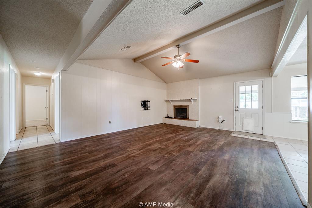 3226 Whitewing Way Property Photo 4