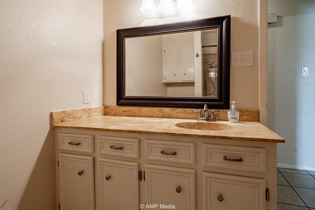 3226 Whitewing Way Property Photo 13