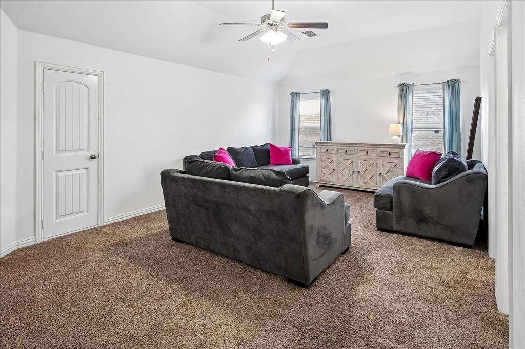 208 Equestrian Road Property Photo 26