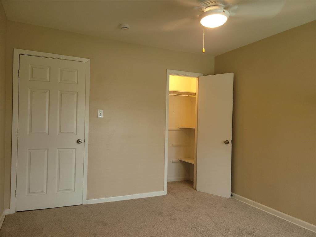 1004 W Wall Street Property Photo 9