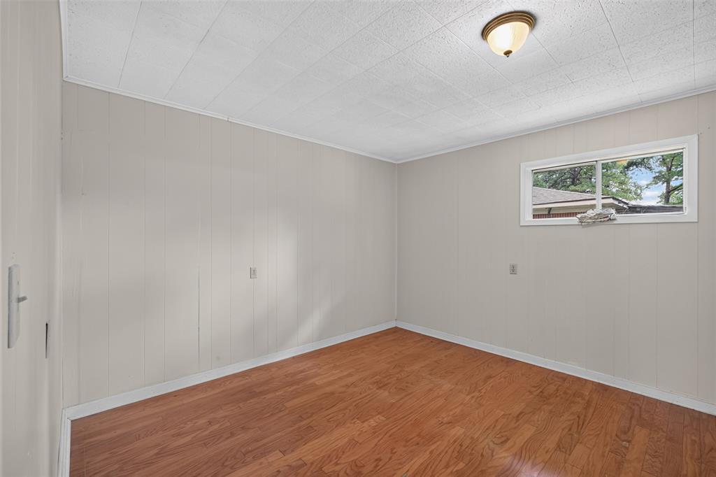 305 8th Street Property Photo 15