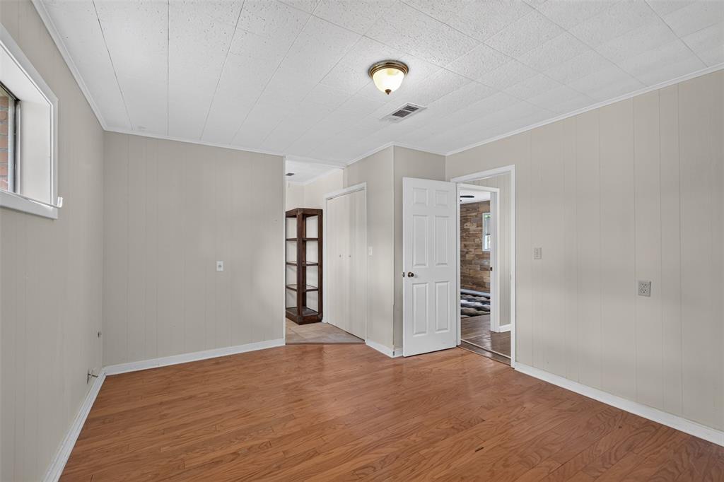 305 8th Street Property Photo 16