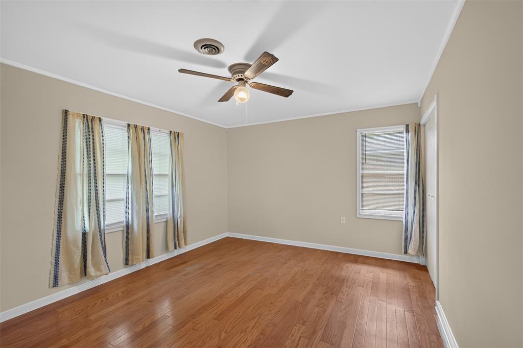 305 8th Street Property Photo 17