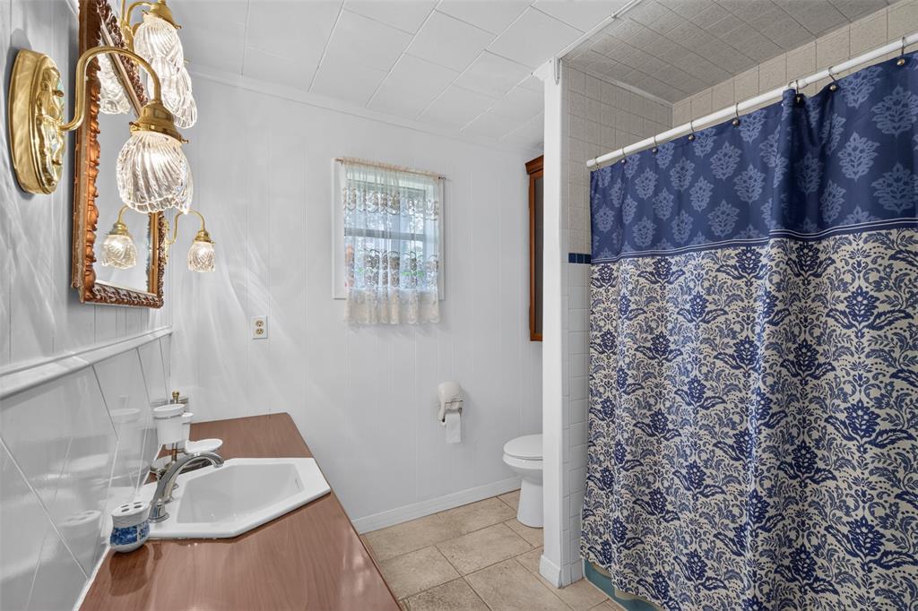 305 8th Street Property Photo 19