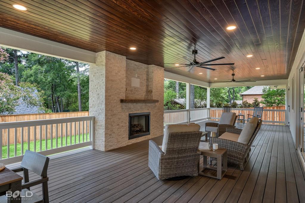 6012 E Ridge Drive Property Photo 4