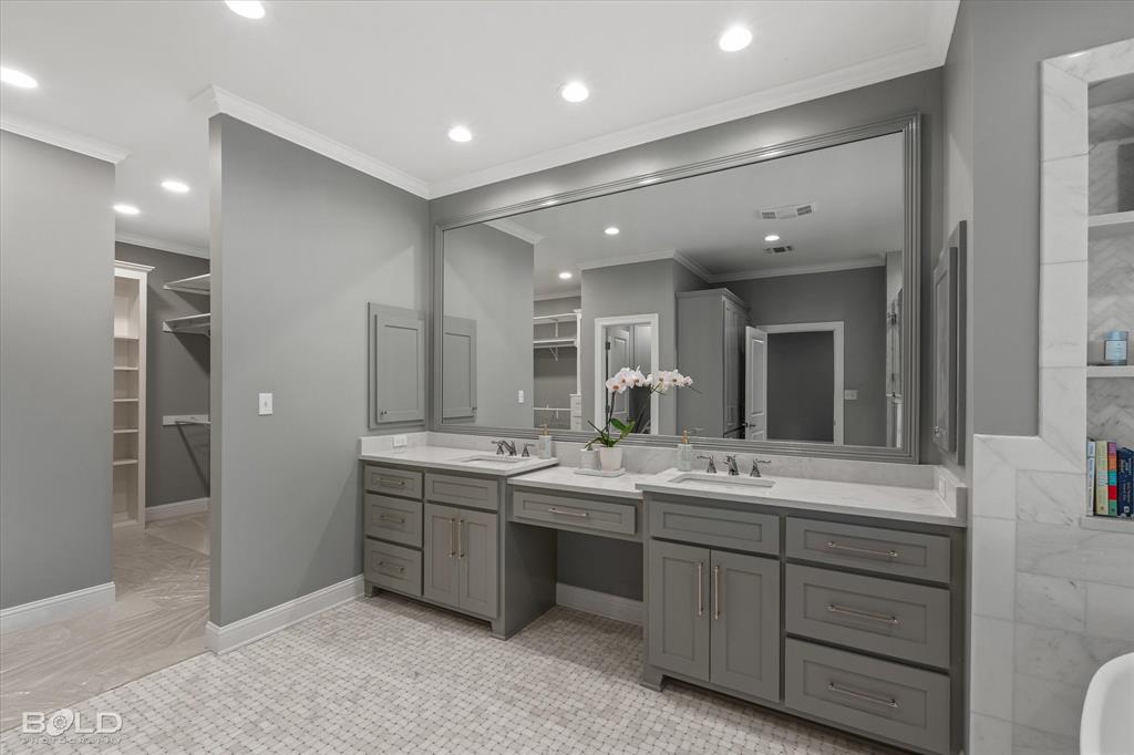 6012 E Ridge Drive Property Photo 17
