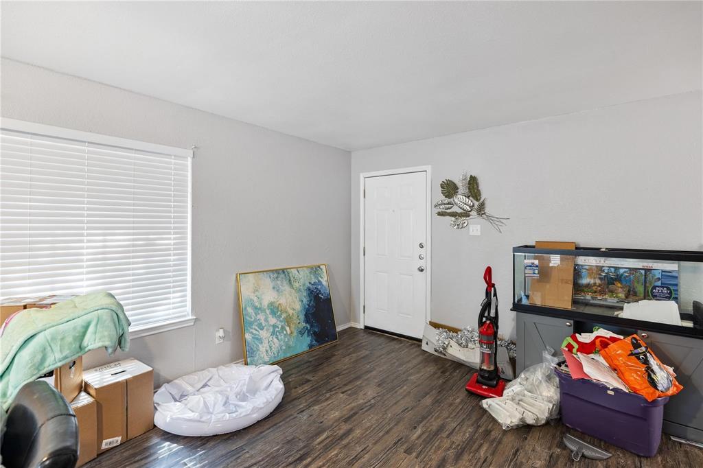 107 Ray Street Property Photo 10