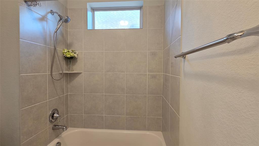 2232 W Dutch Drive Property Photo 33