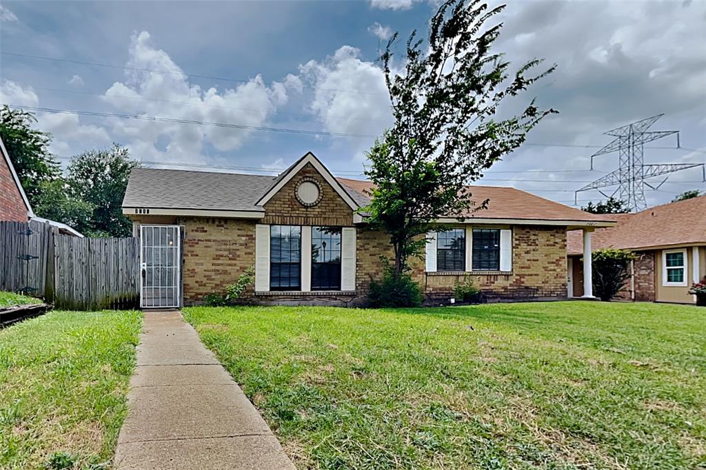 7313 Pineberry Road Property Photo 1