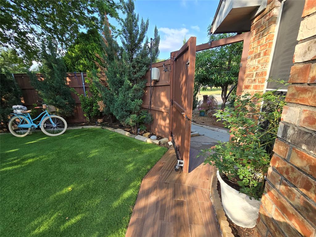 8502 Hawthorne Street Property Photo 29