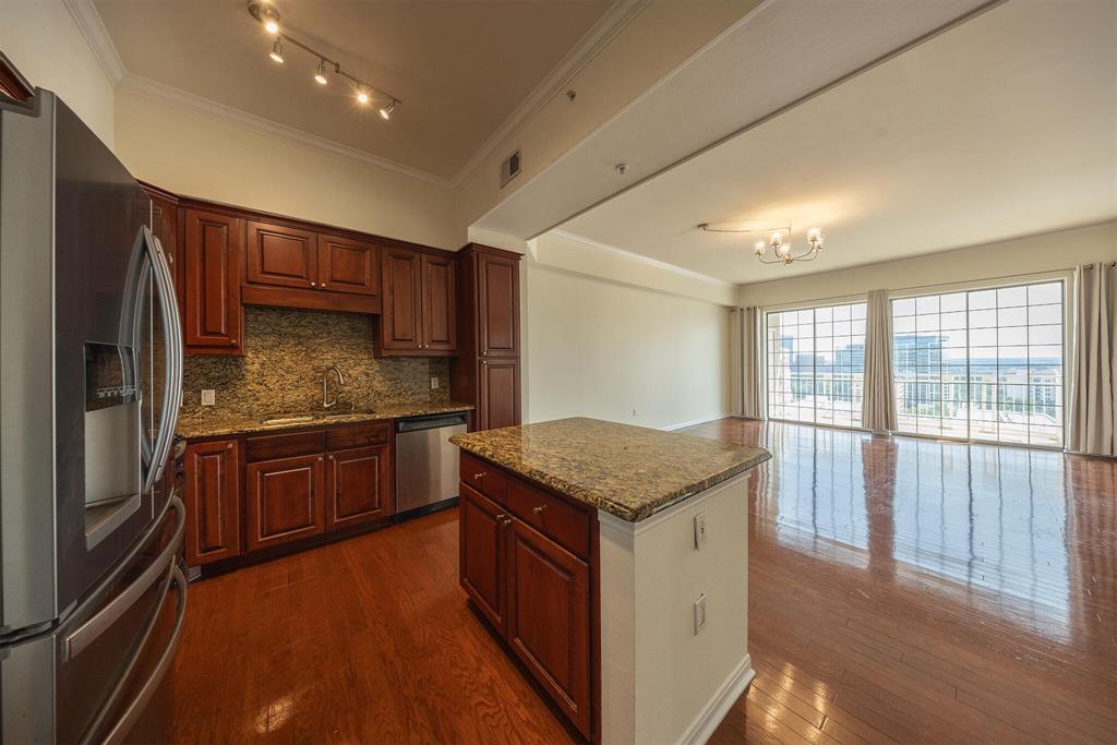 3225 Turtle Creek Boulevard 1422 Property Photo 4