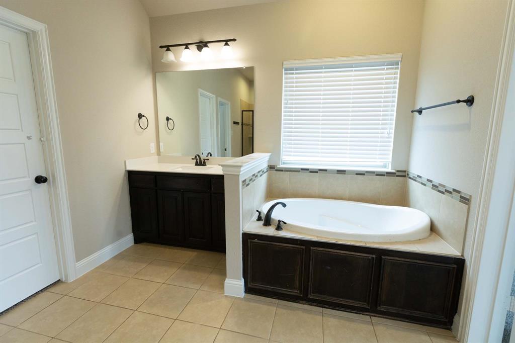 1749 Stillwater Drive Property Photo 22