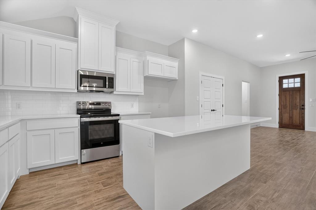 1097 Colt Road Property Photo 15