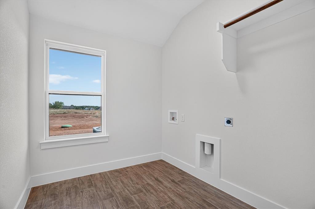1097 Colt Road Property Photo 20